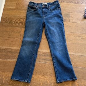Madewell Indigo Kick-Crop in Lenoir Wash Jeans